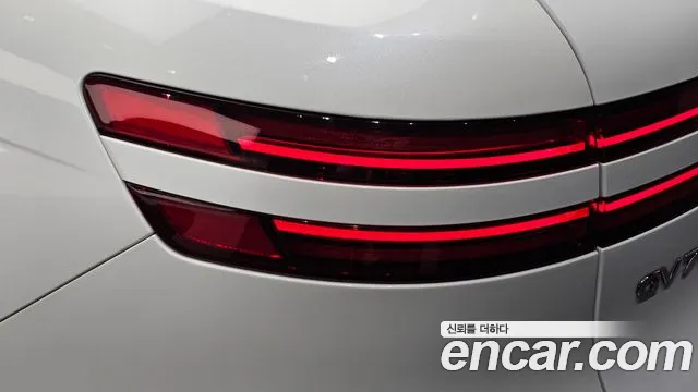 Genesis GV70 Electrified GV70 — Фото автомобиля 22