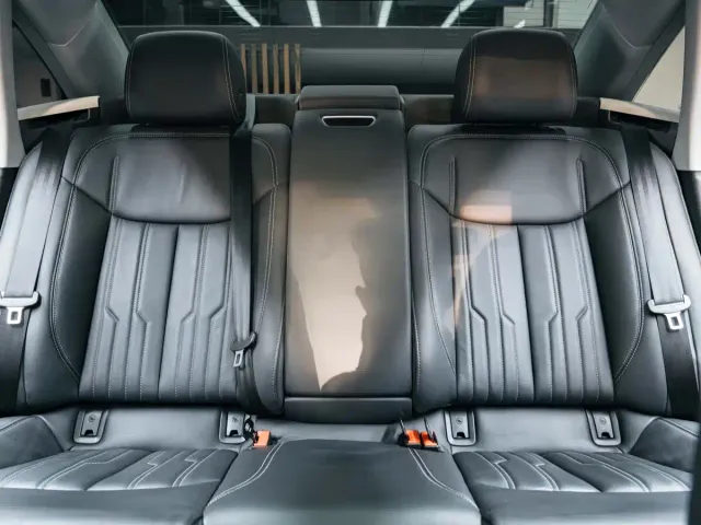 Audi A6L — Фото автомобиля 22