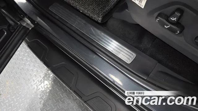 KG_Mobility_Ssangyong Rexton Новый Rexton Sport Дизель 2.2 4WD — Фото автомобиля 27