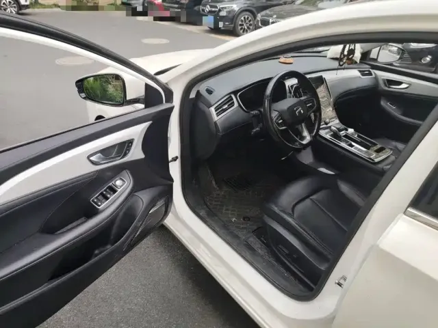 Roewe Feifan ER6 — Фото автомобиля 12