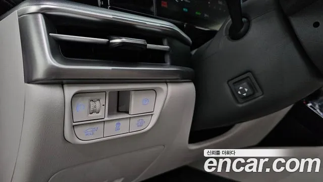 Hyundai Grandeur GN7 — Фото автомобиля 25