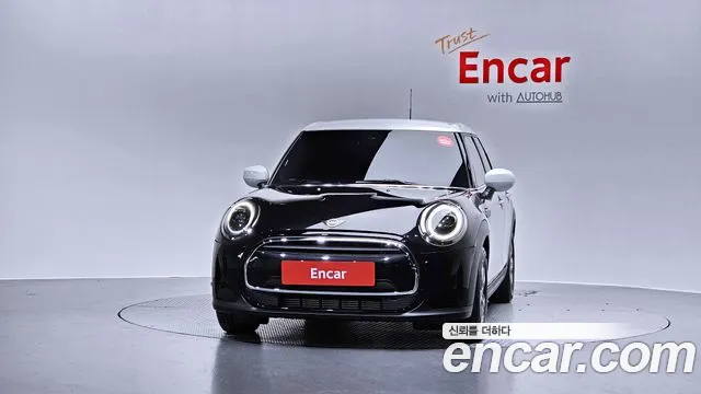 Mini Cooper Cooper 5 дверей Classic — Фото автомобиля 3
