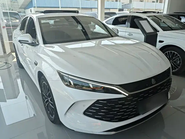 BYD Qin L — Фото автомобиля 3