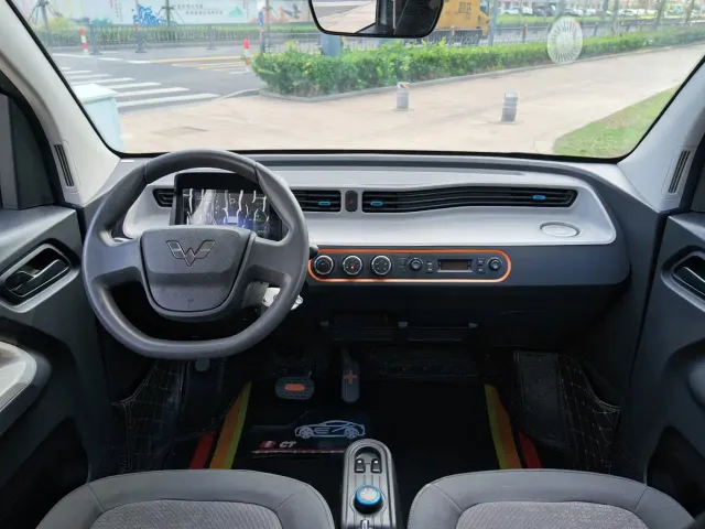 Wuling Hongguang Mini EV — Фото автомобиля 13