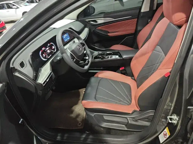 Changan Eado — Фото автомобиля 14