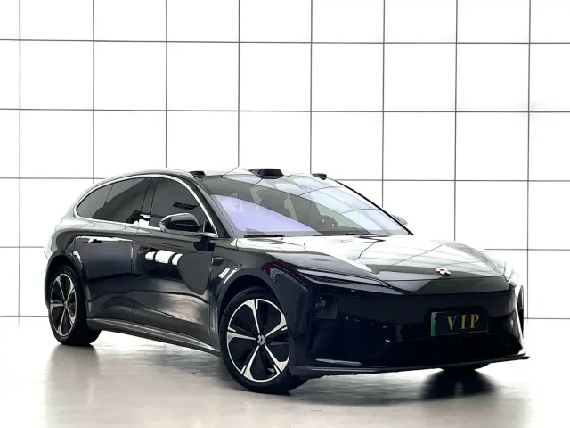 Nio ET5 Touring — Фото автомобиля 2
