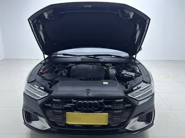 Audi A7L — Фото автомобиля 2