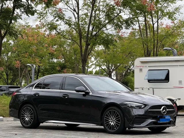 Mercedes-Benz C-Class — Фото автомобиля 3