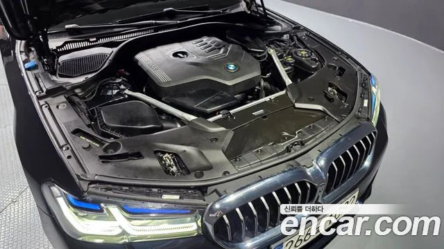 BMW 5 Series G30 — Фото автомобиля 9