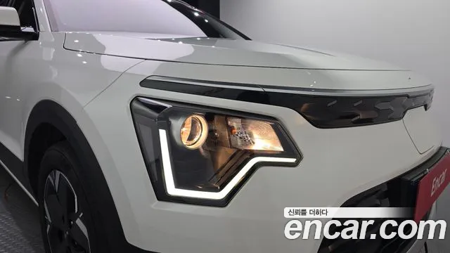 Kia Niro New — Фото автомобиля 7