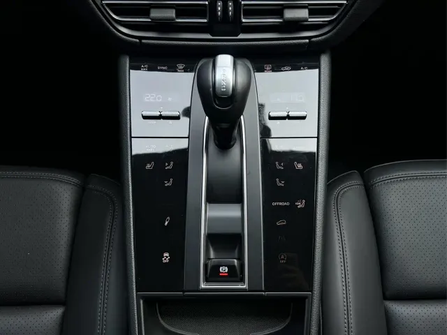 Porsche Macan — Фото автомобиля 9