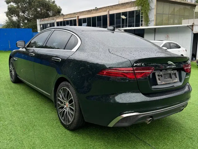 Jaguar XEL — Фото автомобиля 6