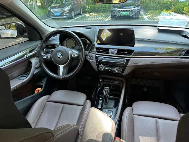 BMW X1 — Фото автомобиля 12