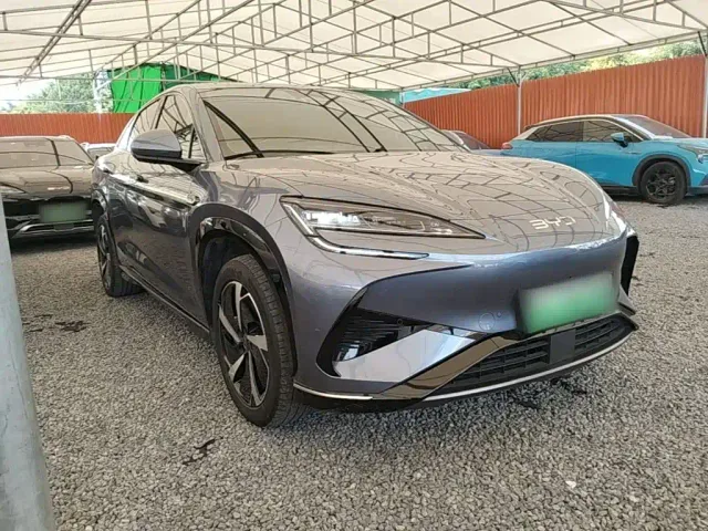 BYD Sealion 07 EV — Фото автомобиля 3