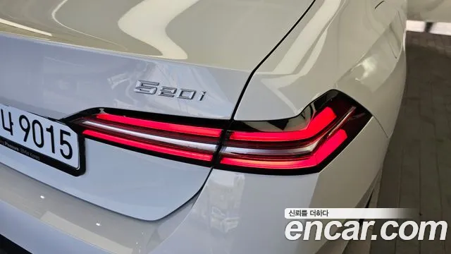 BMW 5-Series — Фото автомобиля 20