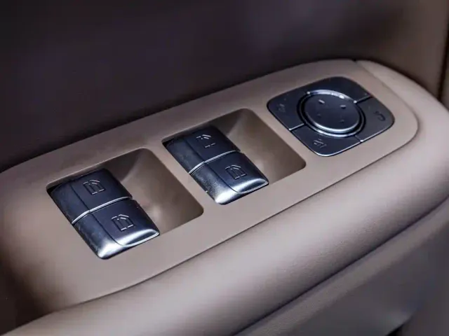 Li Auto L7 — Фото автомобиля 26