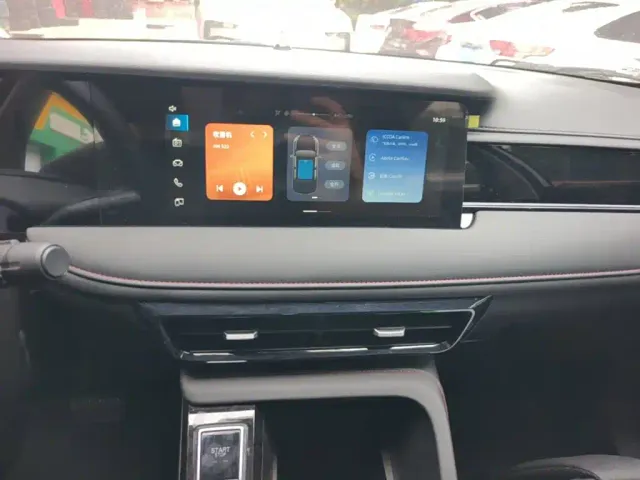 Roewe i5 — Фото автомобиля 12