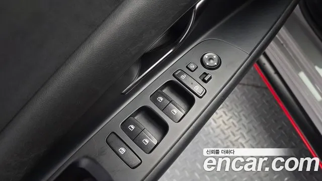 Hyundai AVANTE — Фото автомобиля 27
