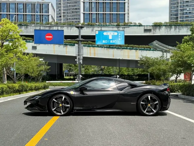 Ferrari SF90 — Фото автомобиля 4