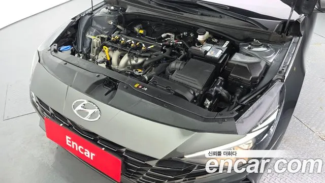 Hyundai AVANTE Avante (CN7) 1.6 LPi (для маломобильных пассажиров) — Фото автомобиля 6