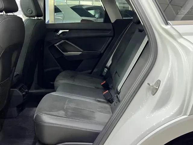 Audi Q3 — Фото автомобиля 13