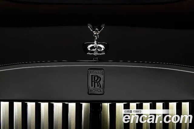 Rolls-Royce Spectre — Фото автомобиля 14