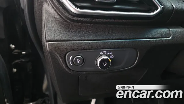 Chevrolet Bolt EV — Фото автомобиля 19