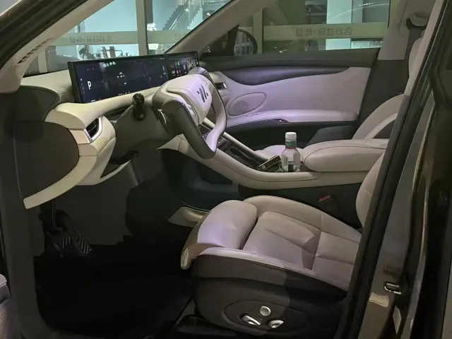 IM Motors LS6 — Фото автомобиля 2