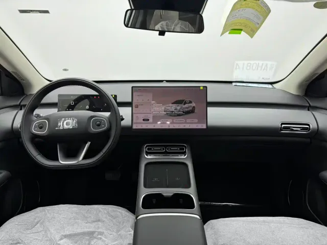 Changan Qiyuan Q05 — Фото автомобиля 14