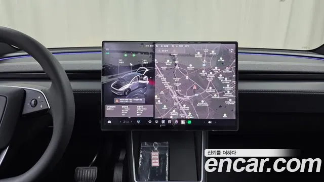 Tesla Model Y — Фото автомобиля 13