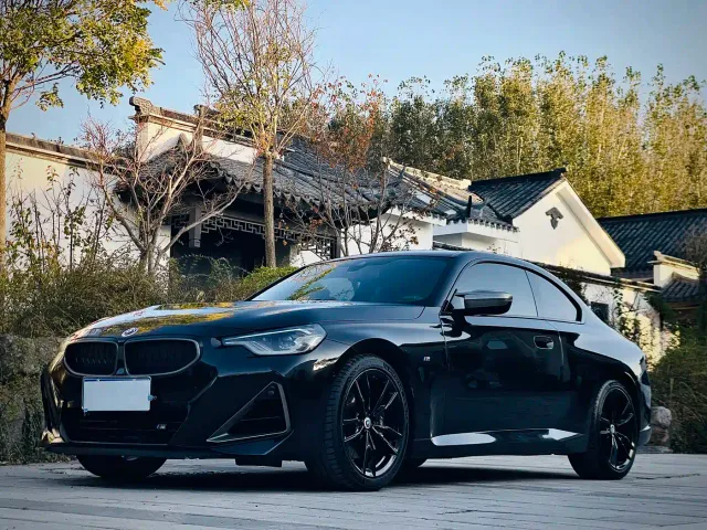 Фотография автомобиля — BMW M240i