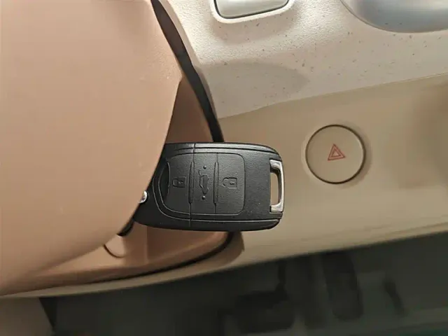 Wuling Hongguang Mini EV — Фото автомобиля 8
