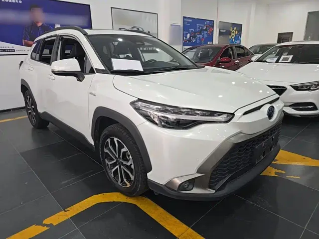 Toyota Frontlander — Фото автомобиля 3