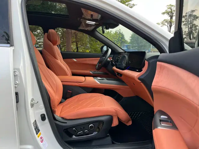 Changan CS75 Plus — Фото автомобиля 11