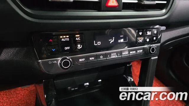 Kia Seltos Новый Seltos Бензин 2.0 2WD — Фото автомобиля 16