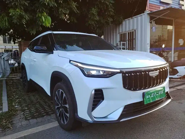 Geely Boyue — Фото автомобиля 3