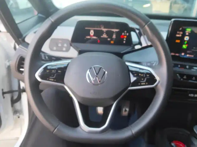 Volkswagen ID.3 — Фото автомобиля 15