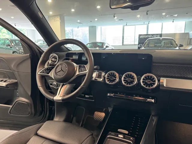 Mercedes-Benz GLB-Class — Фото автомобиля 11