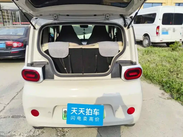 Wuling Hongguang Mini EV — Фото автомобиля 4