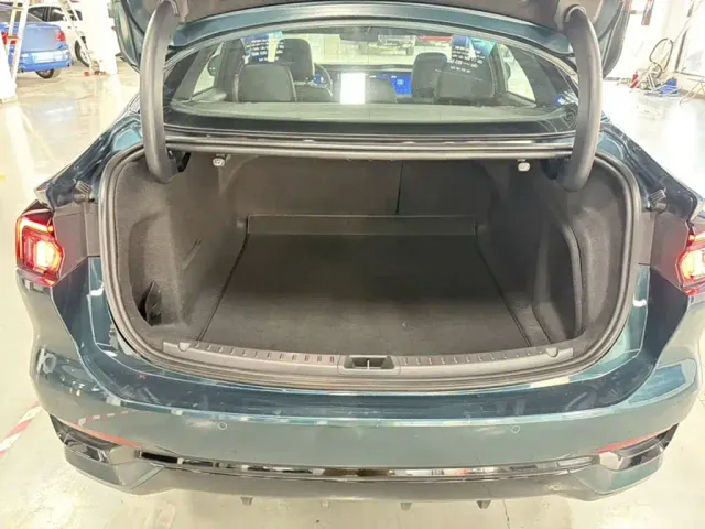 Ford Mondeo — Фото автомобиля 15