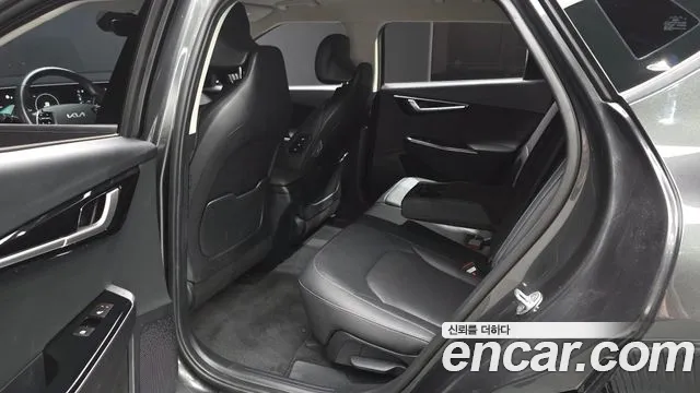 Kia EV6 — Фото автомобиля 11