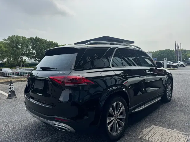 Mercedes-Benz GLE-Class — Фото автомобиля 6