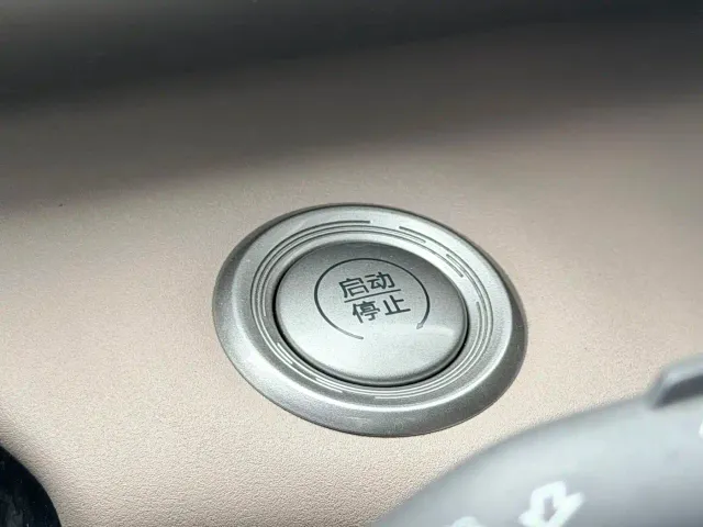 BYD Dolphin — Фото автомобиля 15