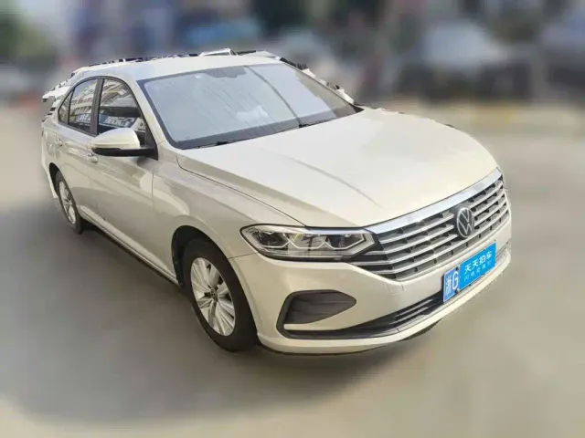 Volkswagen Lavida — Фото автомобиля 3