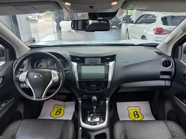 Nissan Terra — Фото автомобиля 10