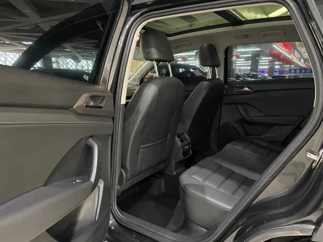 Volkswagen Tharu — Фото автомобиля 8