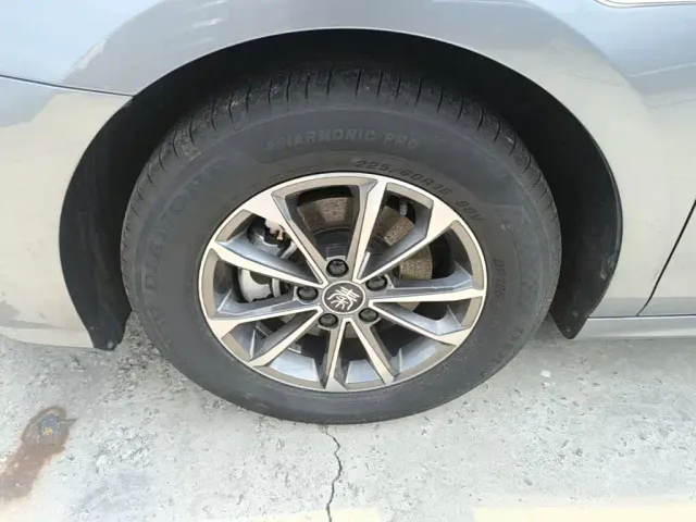 BYD Qin PLUS — Фото автомобиля 22