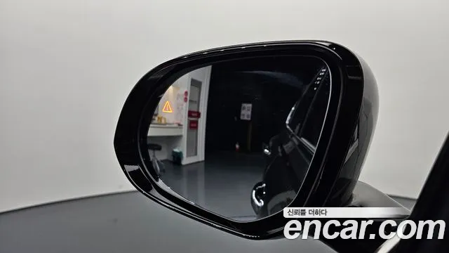 Genesis GV80 2.5T Бензин AWD — Фото автомобиля 16
