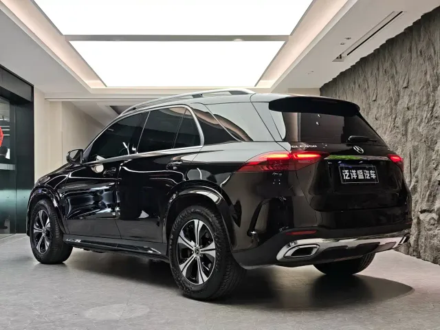 Mercedes-Benz GLE-Class — Фото автомобиля 12