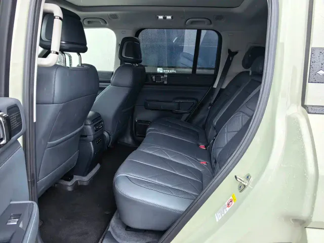 BYD FangChengBao Leopard 5 — Фото автомобиля 4